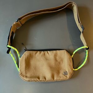 Lululemon Fanny/ crossbody